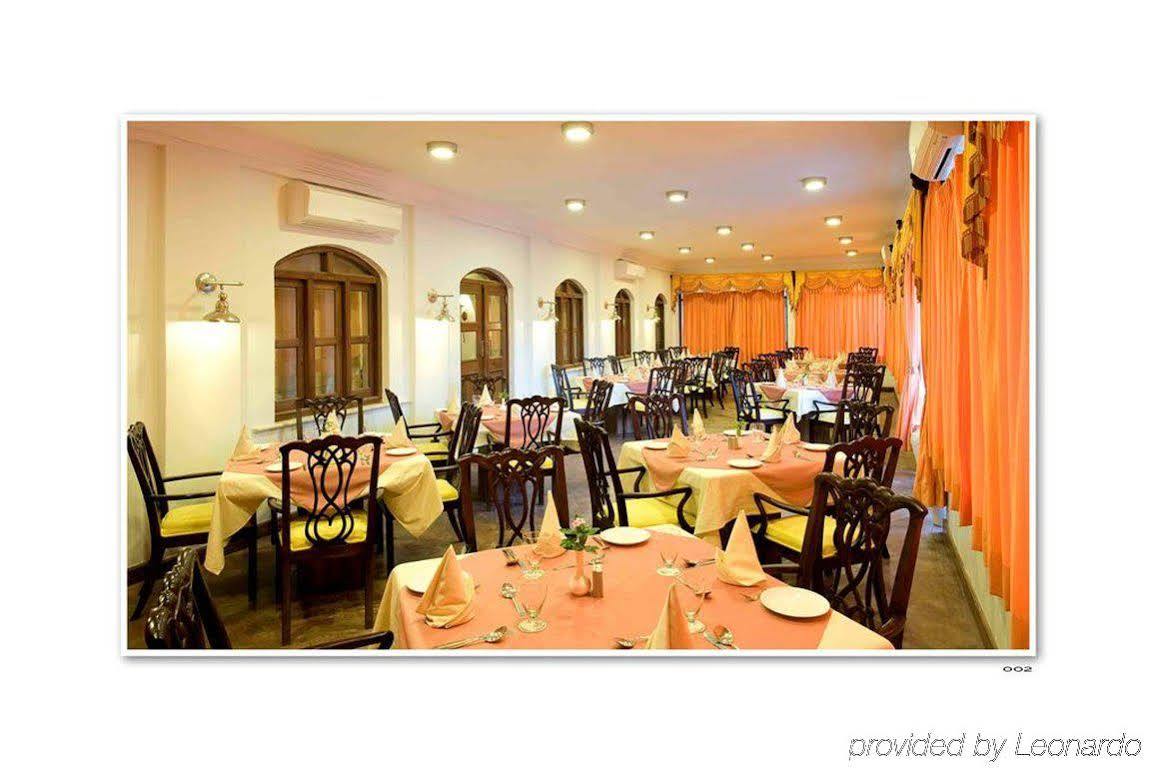 Atulya Fort Khejarla Restaurace fotografie