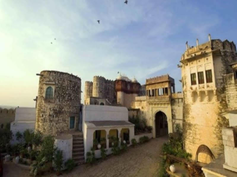 Atulya Fort Khejarla Exteriér fotografie